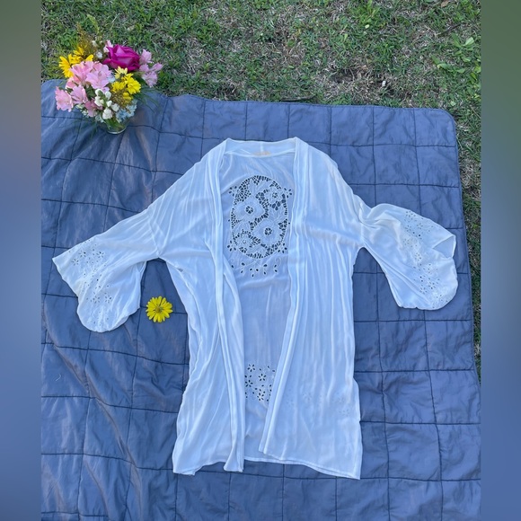 White knee length cover up with cutout details - Picture 5 of 7